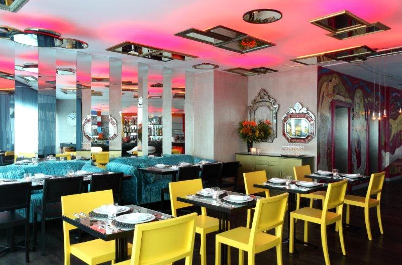 Bar d’Hotel — imagem 2